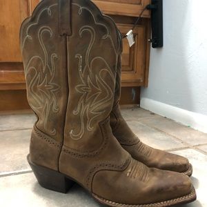 Ariat Square Toe Cowgirl Boots
